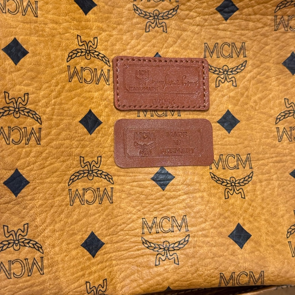 Authentic MCM Visetos tote - Picture 12 of 16